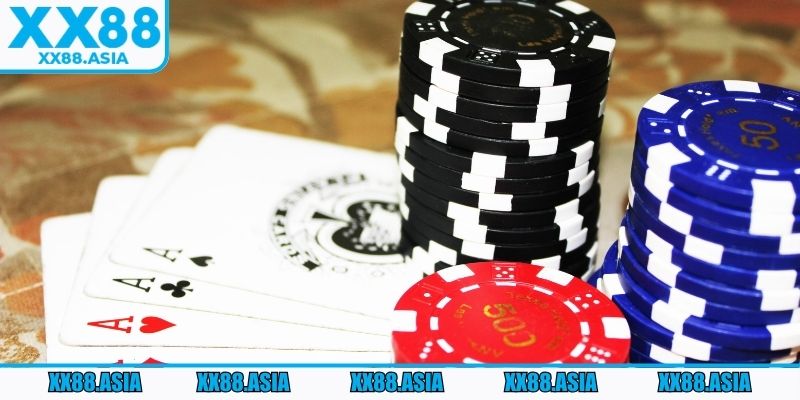 Kinh nghiệm chơi bài phỏm ghi nhớ các lá đã đánh